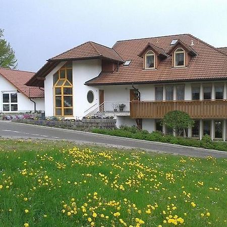 Dzt-Schwarzwaldhotel Garni Unterkirnach Esterno foto